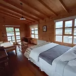 Hostal Palafito Waiwen